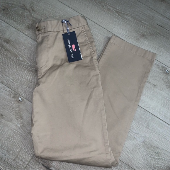 🔴 SOLD 🔴Vineyard Vines boys breaker - Picture 2 of 6